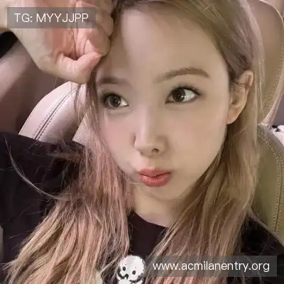 龙含雅